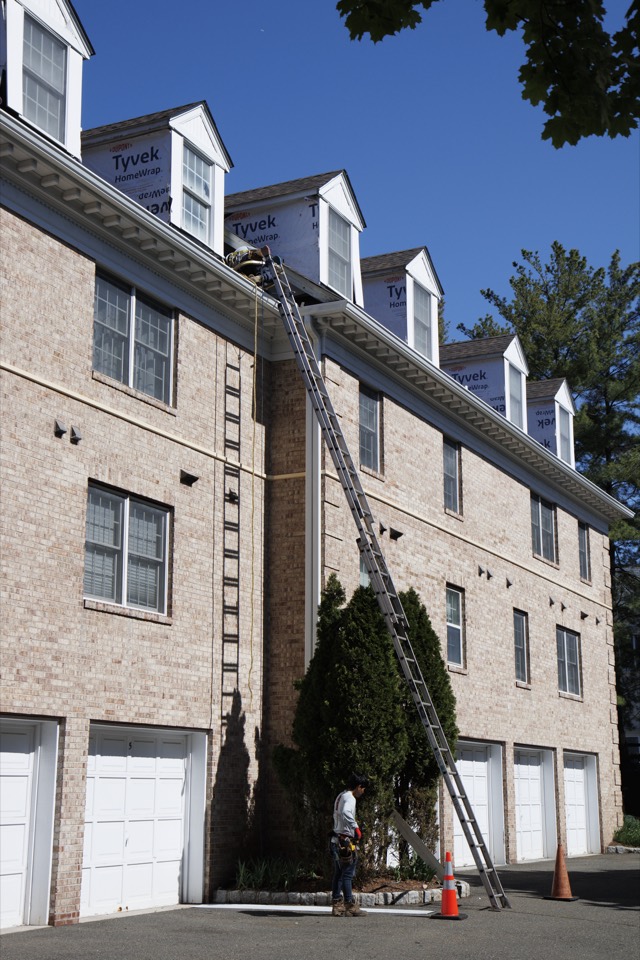 HOA gutter replacement project